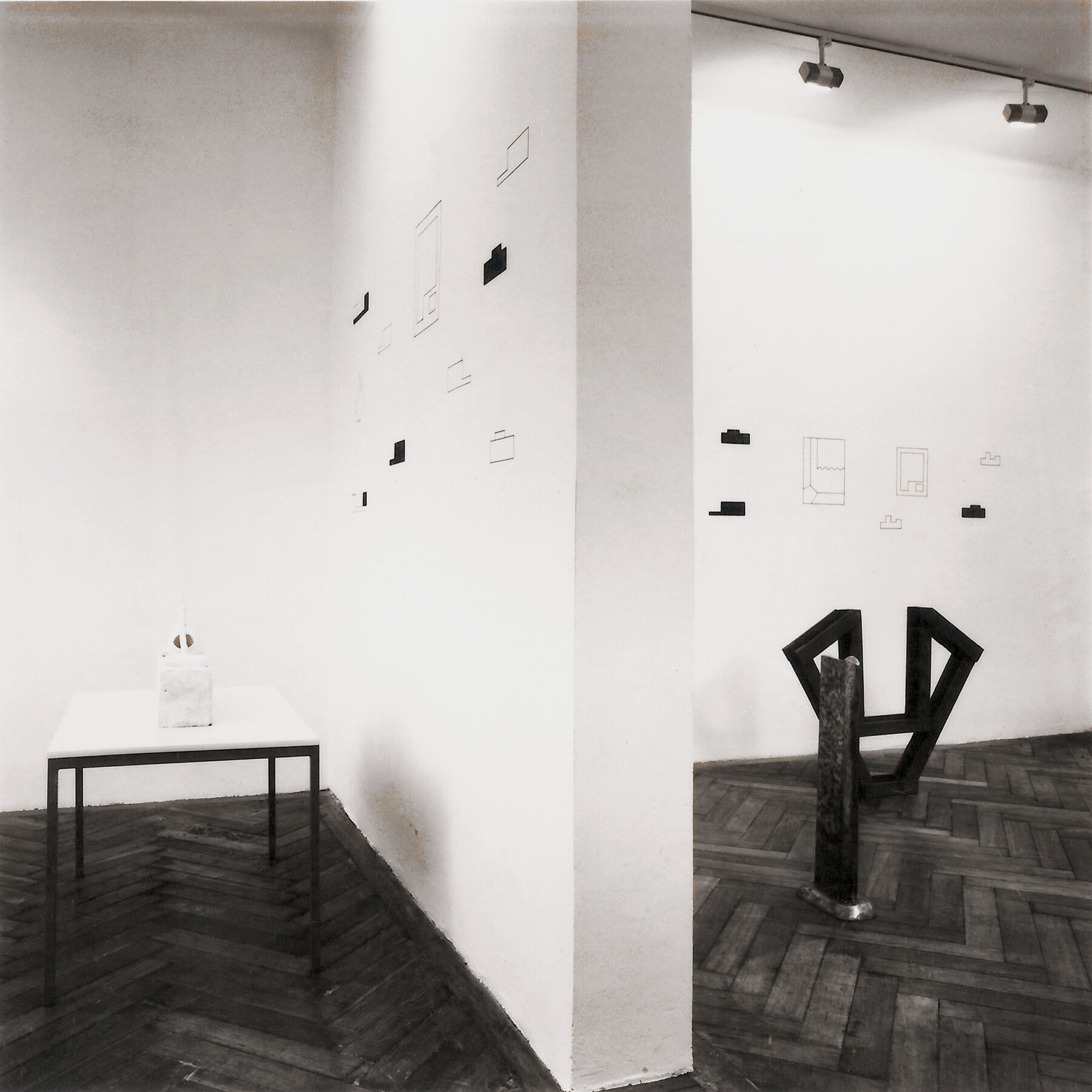 Exhibition view, Raum Aktueller Kunst, 1993